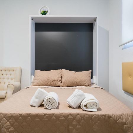 Apartmán Estudio Triana Salado A Sevilla Exteriér fotografie